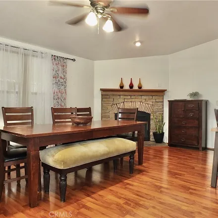 Image 3 - 16600 Downey Avenue, Paramount, CA 90723, USA - House for sale