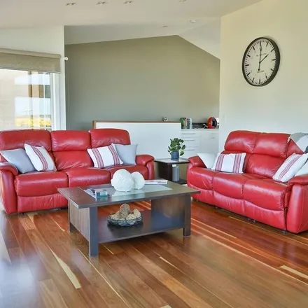 Rent this 3 bed townhouse on Port Fairy VIC 3284