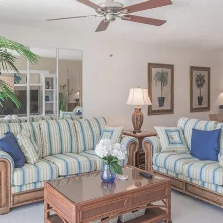 Image 4 - 825 New Waterford Drive, Collier County, FL 34104, USA - Condo for rent
