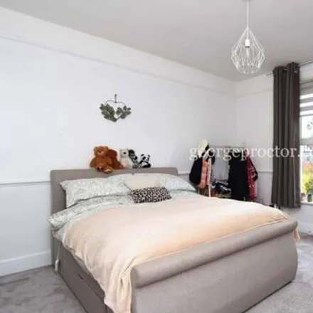 Image 9 - Walpole Road, Chatterton Village, London, BR2 9ST, United Kingdom - Duplex for sale