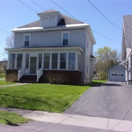 Buy this 4 bed house on 913 Myrtle Street in City of Syracuse, NY 13204