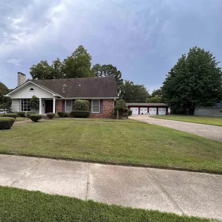 Buy this 3 bed house on 253 West 27th Avenue in Pine Bluff, AR 71603