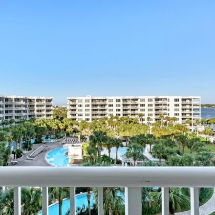 Buy this 3 bed condo on Wyndham Vacation Rentals in Miracle Strip Parkway, Okaloosa County