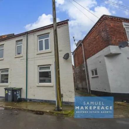 Image 1 - Westland Street, Stoke, ST4 7HJ, United Kingdom - Townhouse for sale