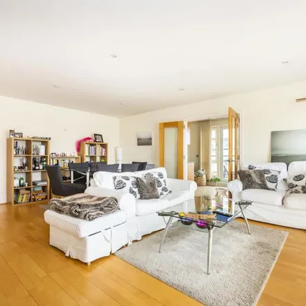 Image 3 - William Court, 6 Hall Road, London, NW8 9BL, United Kingdom - Apartment for rent