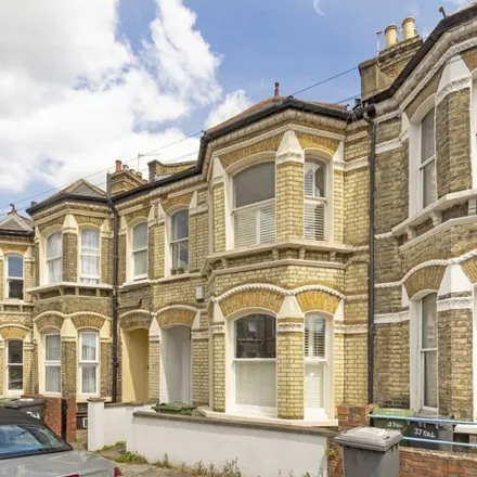 Image 3 - 37 Ballater Road, London, SW2 5QS, United Kingdom - Apartment for rent