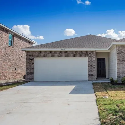 Rent this 3 bed townhouse on Wysong Drive in Fort Worth, TX 76052