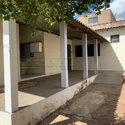 Buy this 2 bed house on Rua Doutor Joaquim da Rocha Medeiros in Vila Carmem, São Carlos - SP