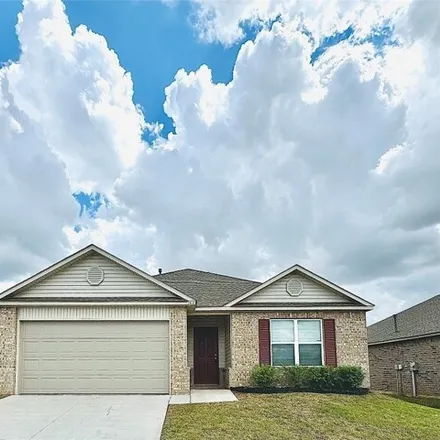Buy this 3 bed house on unnamed road in Edmond, OK 73003