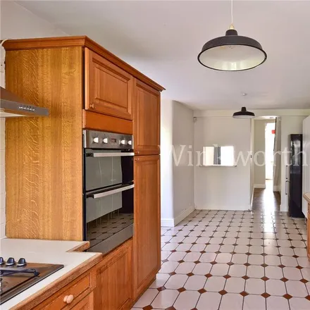 Image 1 - 109 Fairfax Road, London, N8 0NJ, United Kingdom - Townhouse for rent