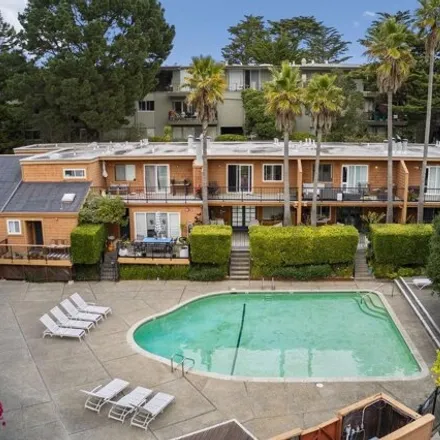 Buy this 1 bed condo on 114 Stanford Way in Waldo, Sausalito