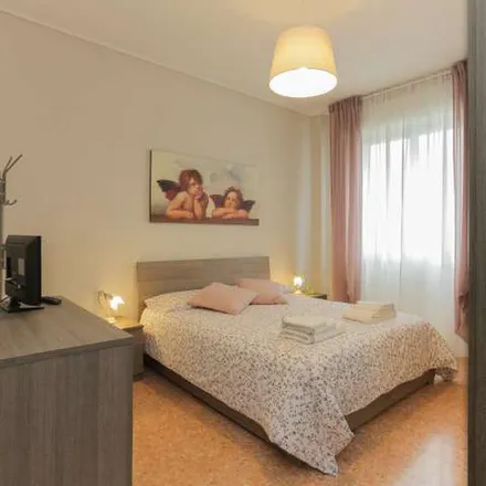 Image 6 - Viale delle Rimembranze di Greco, 1, 20125 Milan MI, Italy - Apartment for rent