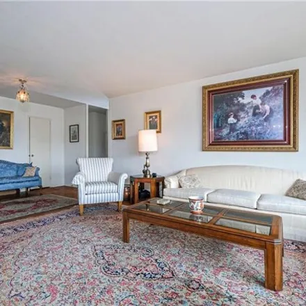Image 7 - 2500 Johnson Avenue, New York, NY 10463, USA - Apartment for sale