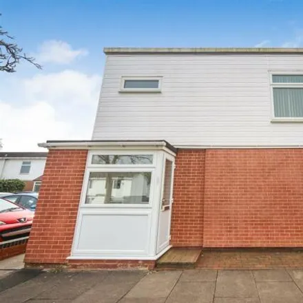 Buy this 3 bed house on unnamed road in Redditch, B98 7ND