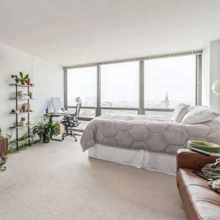 Image 3 - American Towers, 1636 North Wells Street, Chicago, IL 60614, USA - Condo for sale
