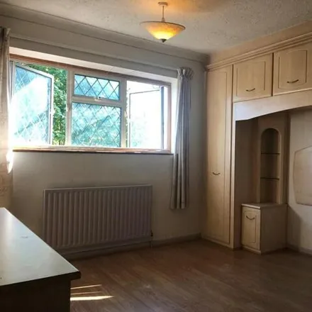 Rent this 4 bed duplex on Myrtle Close in London, UB8 3QB