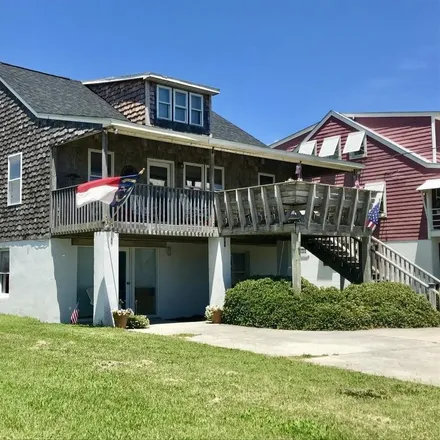 Image 1 - 203 Club Colony Drive, Atlantic Beach, Carteret County, NC 28512, USA - House for sale