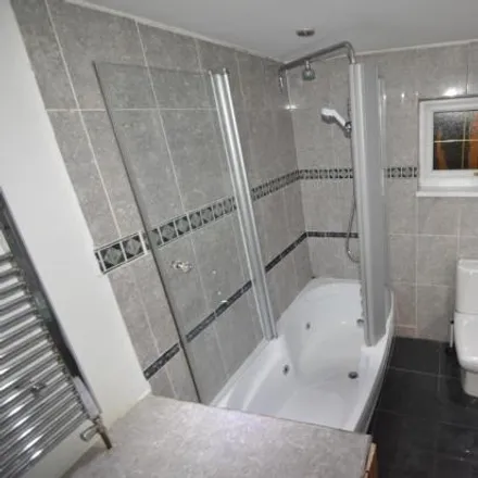 Image 5 - Howden Place, Leeds, LS6 1PB, United Kingdom - House for rent