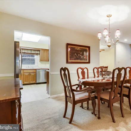Image 9 - 6028 Loganwood Drive, North Bethesda, MD 20852, USA - Townhouse for sale