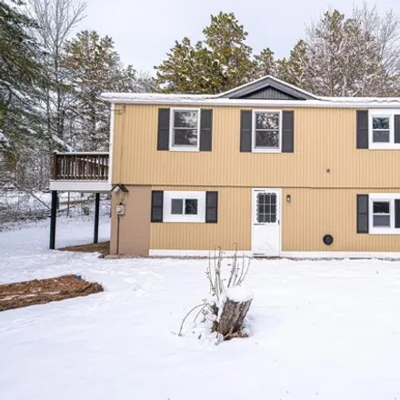 Buy this 4 bed house on 323 Pequawket Trail in Freedom, Carroll County