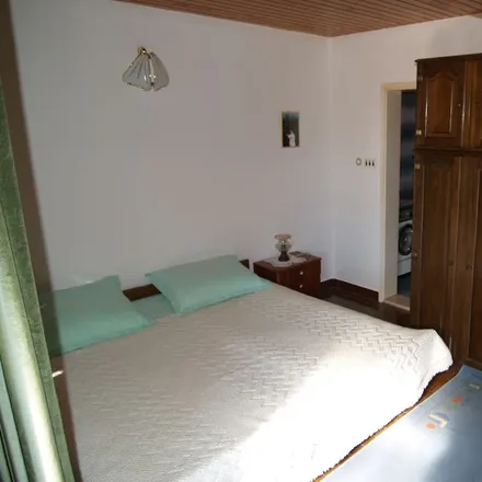 Rent this studio apartment on 21403 Općina Sutivan