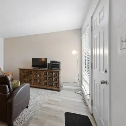 Buy this 3 bed condo on 1398 Oak Terrace Court in Sacramento County, CA 95825