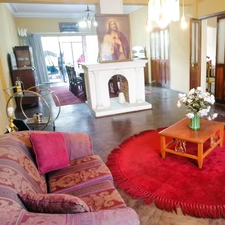 Buy this 5 bed house on 2 de Mayo 502 in Nicolás de Piérola, Arequipa 04001