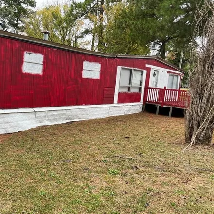 Buy this 2 bed house on 202 Pocahontas Avenue in Isle of Wight County, VA 23851