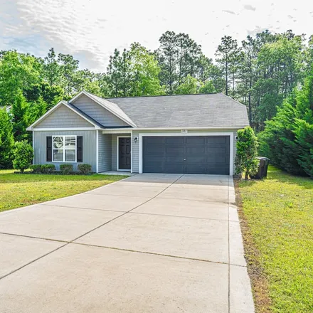 Rent this 3 bed house on Aberdeen in NC, 28315