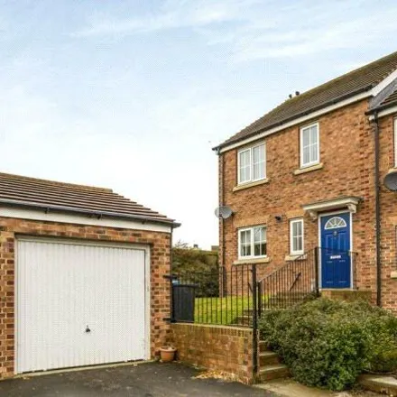 Rent this 3 bed house on Co-op carpark in Oak Tree Mews, Brandon