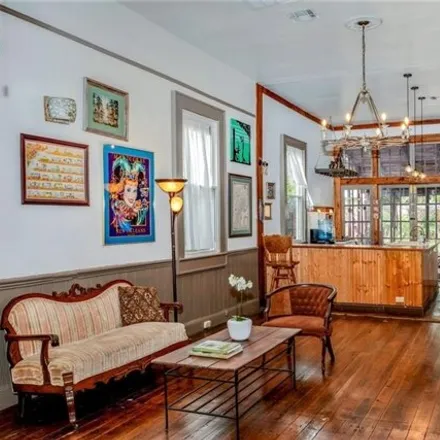 Image 6 - 3125 Burgundy Street, Bywater, New Orleans, LA 70117, USA - House for sale