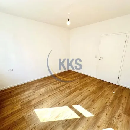 Rent this 3 bed apartment on Stop Food in Karl-Liebknecht-Straße 65, 04275 Leipzig