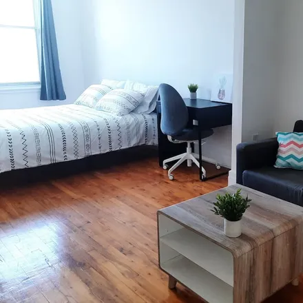Rent this 3 bed apartment on Montreal in QC H2K 2R7, Canada