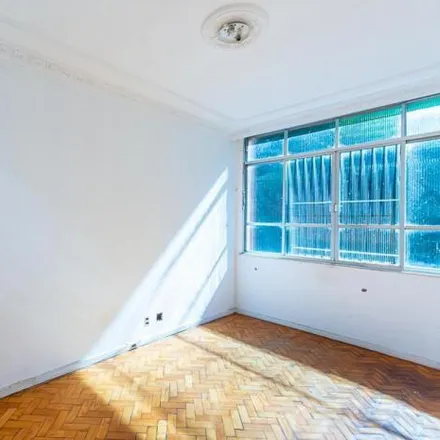 Rent this 2 bed apartment on Rua Vinte e Um de Abril in Santa Rosa, Niterói - RJ