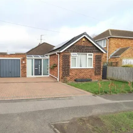 Buy this 3 bed house on Linford Avenue in Milton Keynes, MK16 8BY