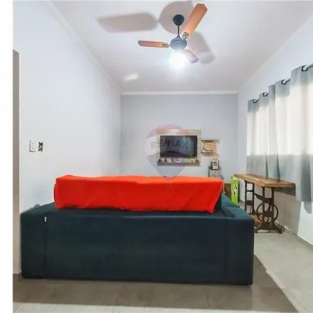 Buy this 3 bed house on Tiro de Guerra de Araras in Rua Sylvino S Pontes, Centro