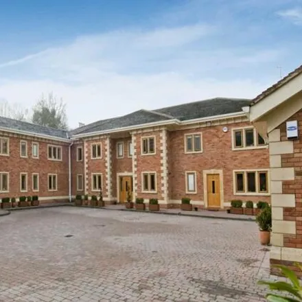 Buy this 16 bed house on Penniwells Farm in Edgwarebury Hotel and Restaurant, Edgwarebury Lane