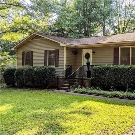 Rent this 3 bed house on 144 Grace Street in Skyview, Clemson