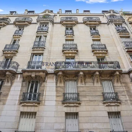 Rent this 3 bed apartment on 81 Rue de Rome in 75017 Paris, France