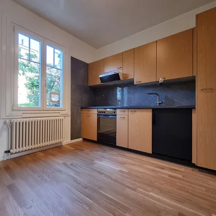 Rent this 5 bed apartment on Chemin des Plaines 28 in 1007 Lausanne, Switzerland