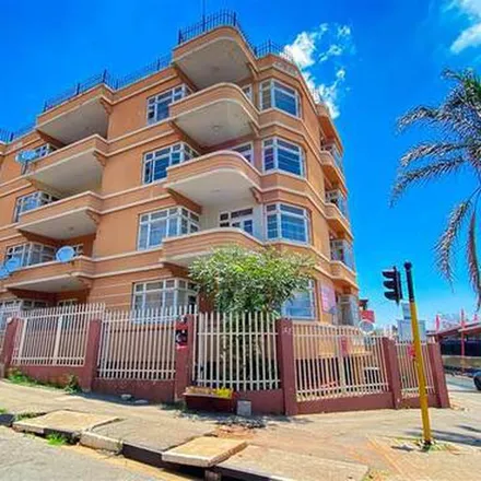 Image 3 - Yeo Street, Yeoville, Johannesburg, 2001, South Africa - Apartment for rent