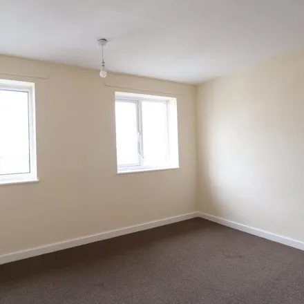 Image 5 - Westover Green, Pudsey, LS13 2LN, United Kingdom - Apartment for rent