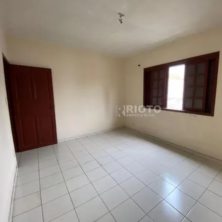 Rent this 3 bed apartment on Rua Coronel Fernando Prestes 288 in Vila Assunção, Santo André - SP