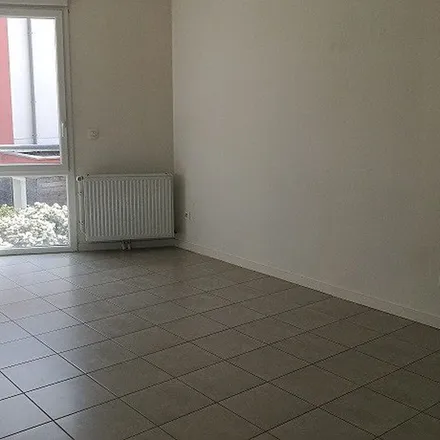 Rent this 2 bed apartment on 2 Rue du Triton Crêté in 91280 Saint-Pierre-du-Perray, France