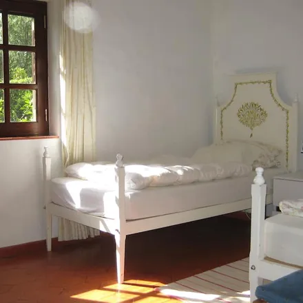 Rent this 2 bed house on Avenida de Portugal in 8500-291 Alvor, Portugal