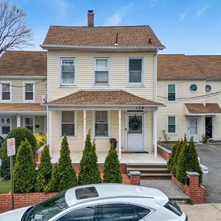 Image 1 - 129 Madison Street, Village of Mamaroneck, NY 10543, USA - House for sale