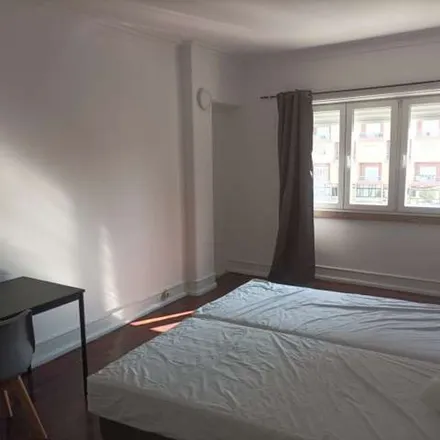 Rent this 4 bed apartment on Avenida Marechal António de Spínola 56 in 1749-113 Lisbon, Portugal