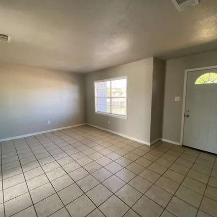 Image 3 - 4311 Pleasant Drive, Midland, TX 79703, USA - House for rent