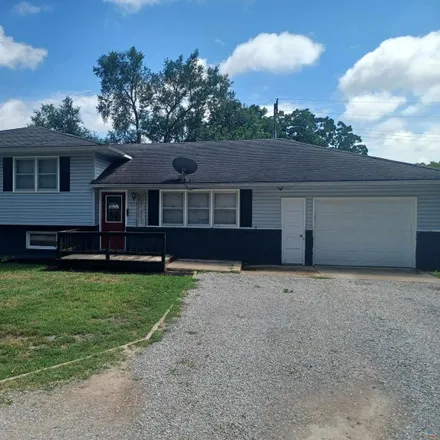 Buy this 3 bed house on 831 Illinois Street in Warsaw, MO 65355
