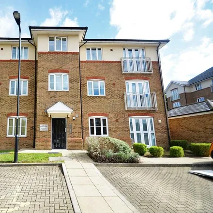 Rent this 2 bed apartment on Chaffinch House in 2 Periwood Crescent, London